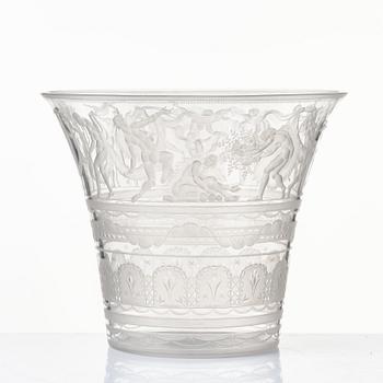 Simon Gate, an engraved glass bowl with plate, Orrefors, Sweden 1923, model 122.