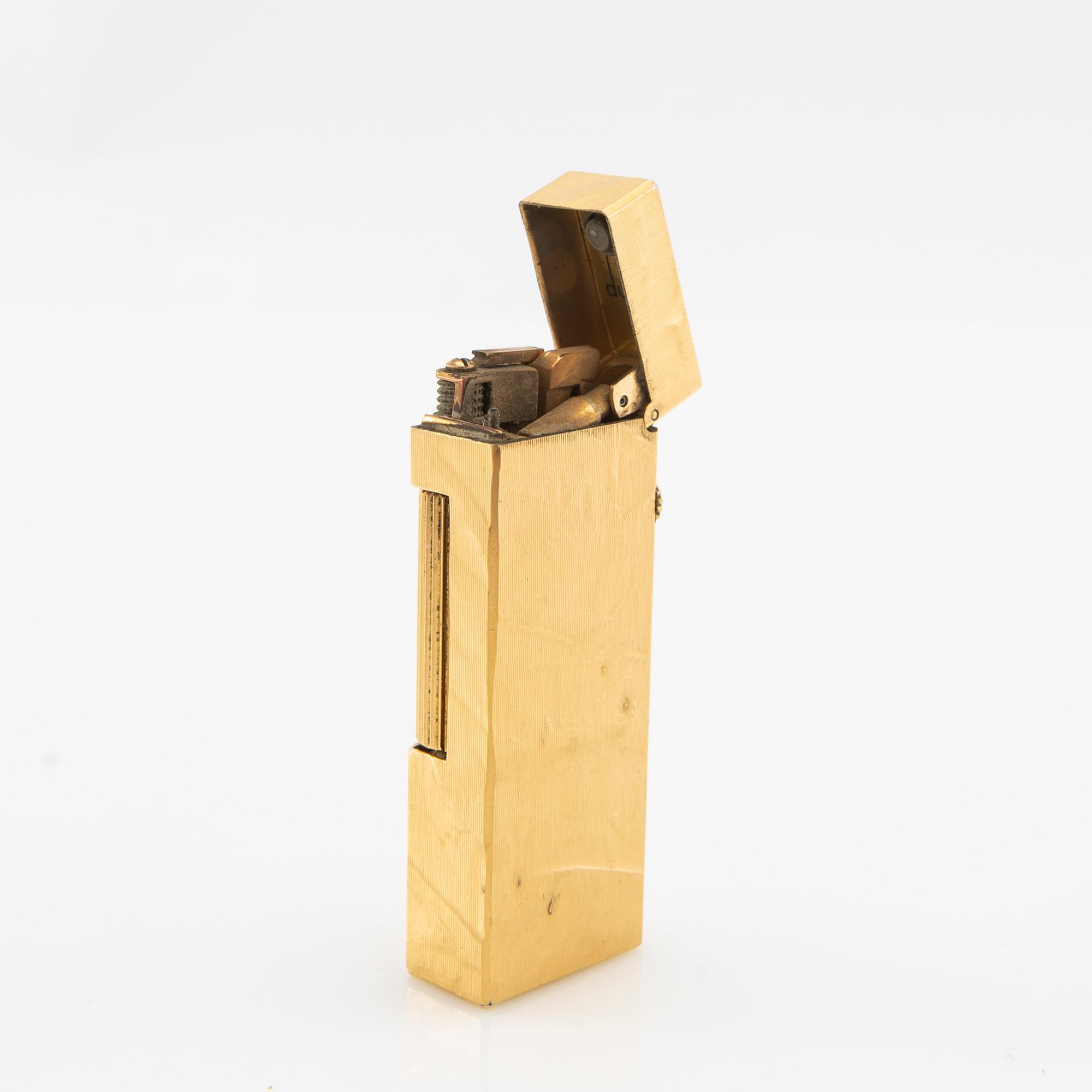 Dunhill lighter.