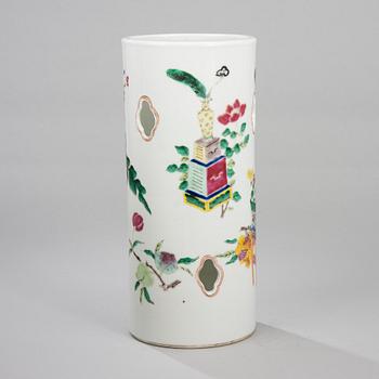 MALJAKKO, posliinia, Kiina, 1900-luvun alku.