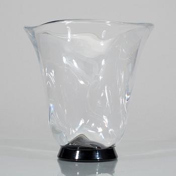 VAS, glas, Vicke Lindstrand, Orrefors, 1930-tal.