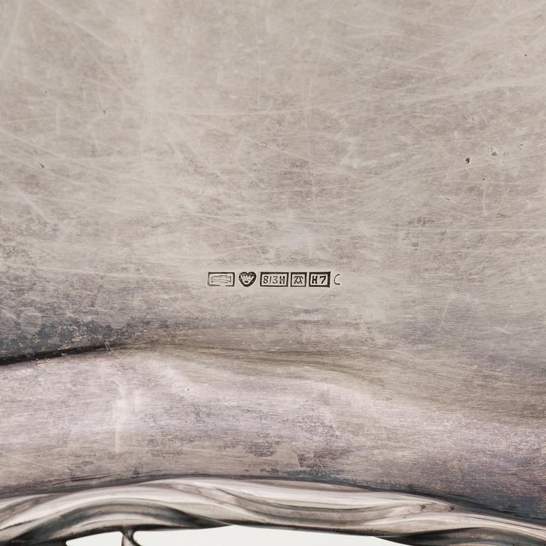 A silver tray, Auran Kultaseppä oy, Turku 1961.