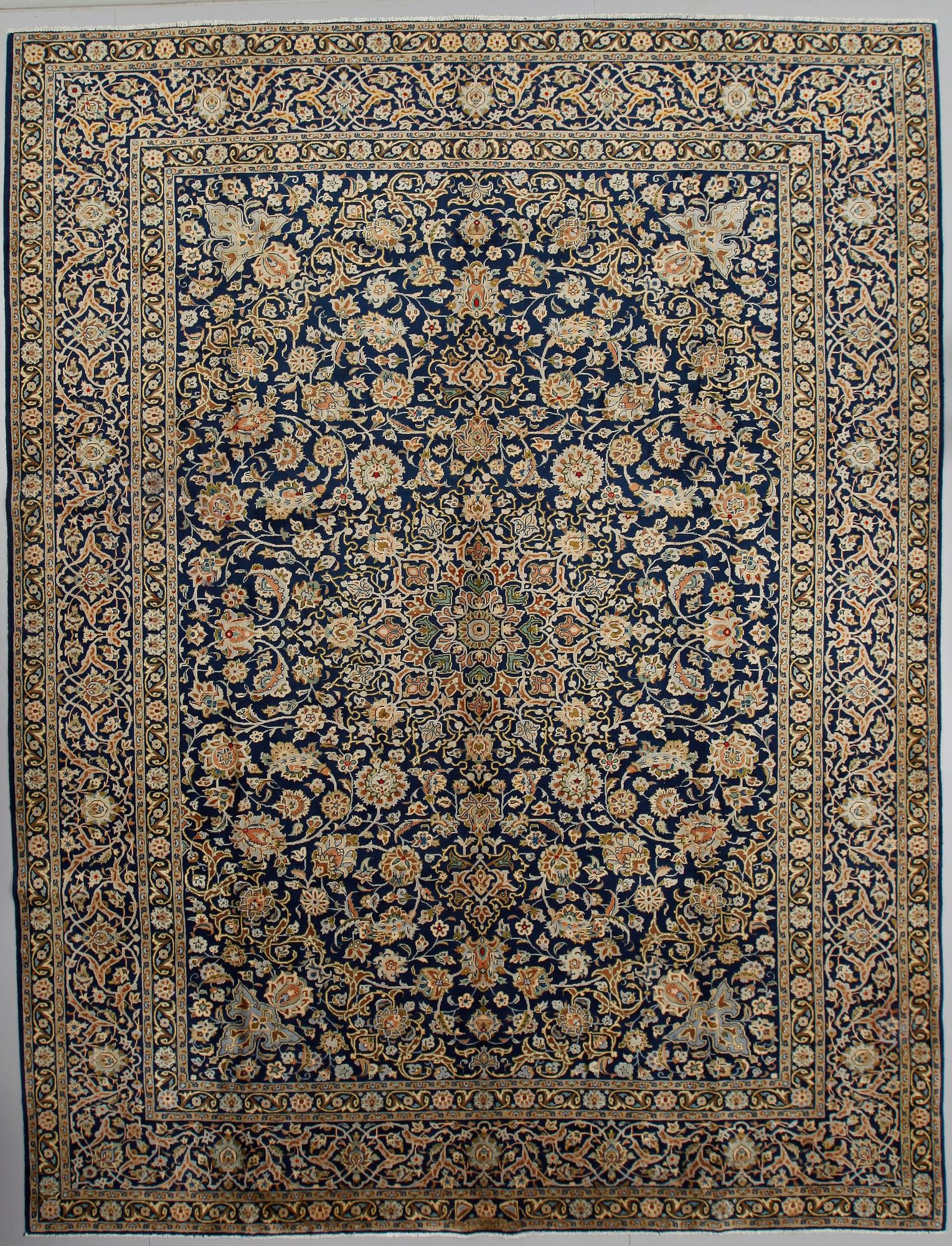 MATTA, Keshan, 398 x 310 cm.
