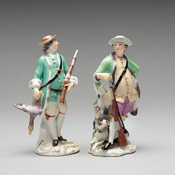 FIGURIN, två stycken, porslin. Meissen, jägare, 1700-tal.