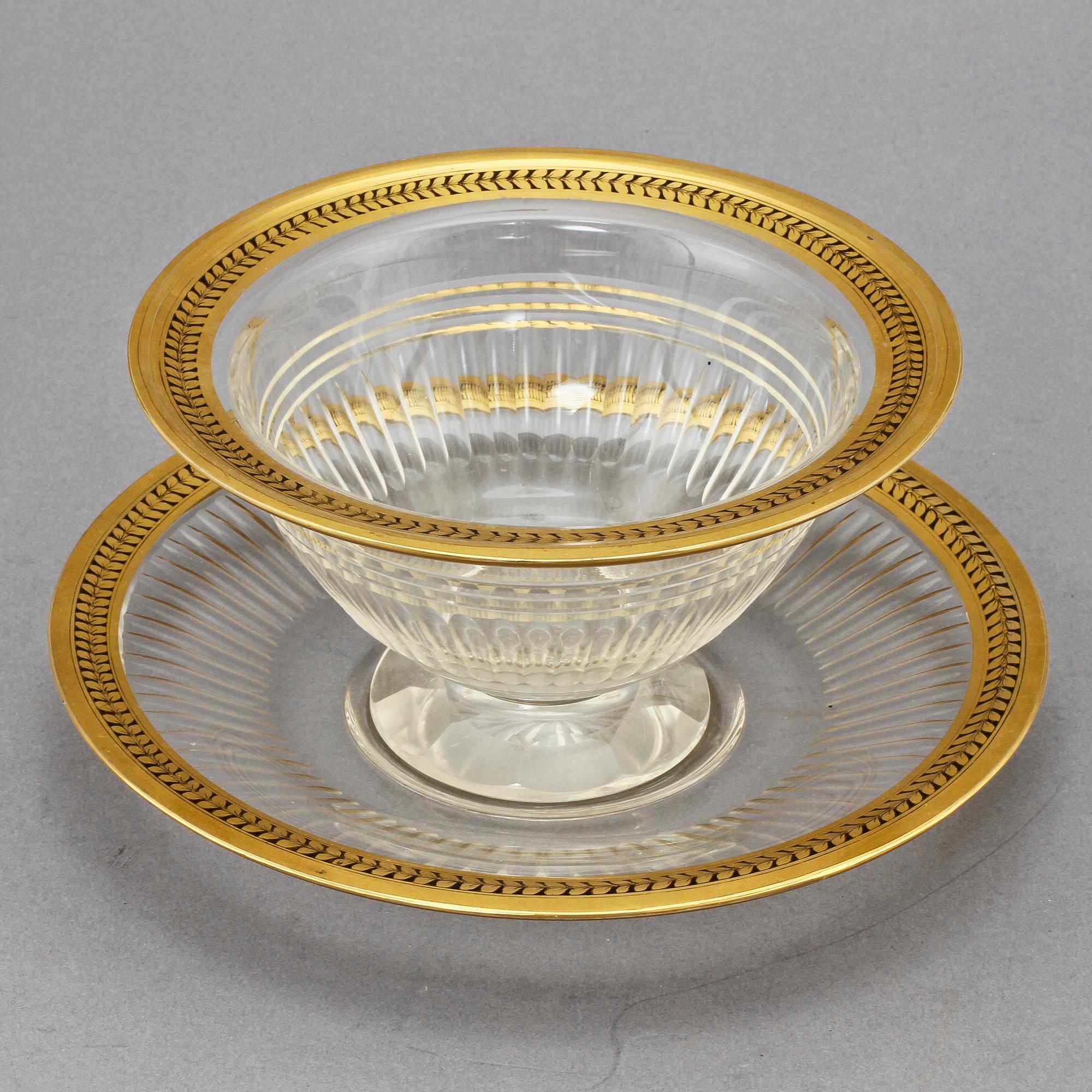 SKÅL PÅ FAT, glas, Frankrike, 1800-tal.