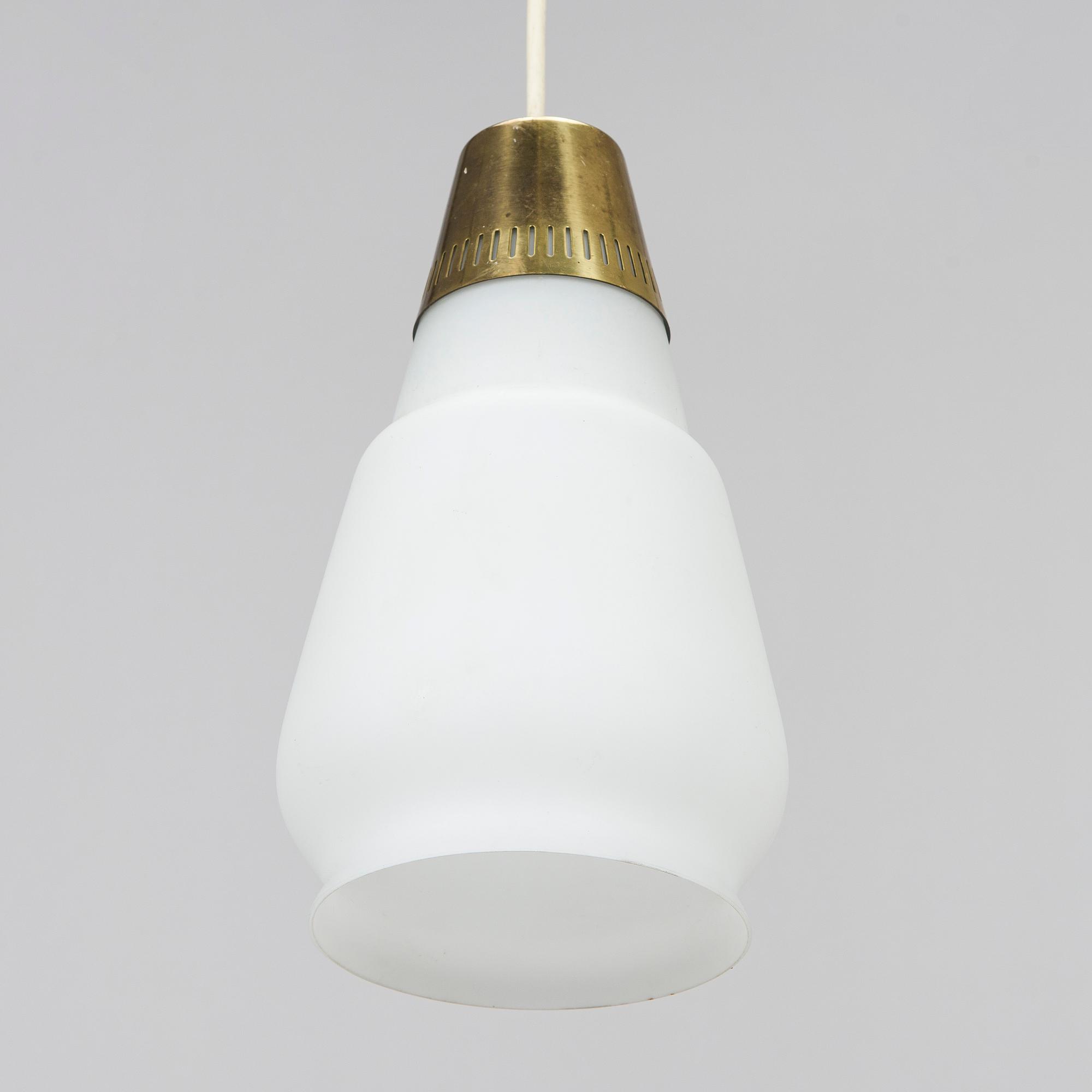 Taklampa, modell K3-74 för Idman 1900-talets mitt.