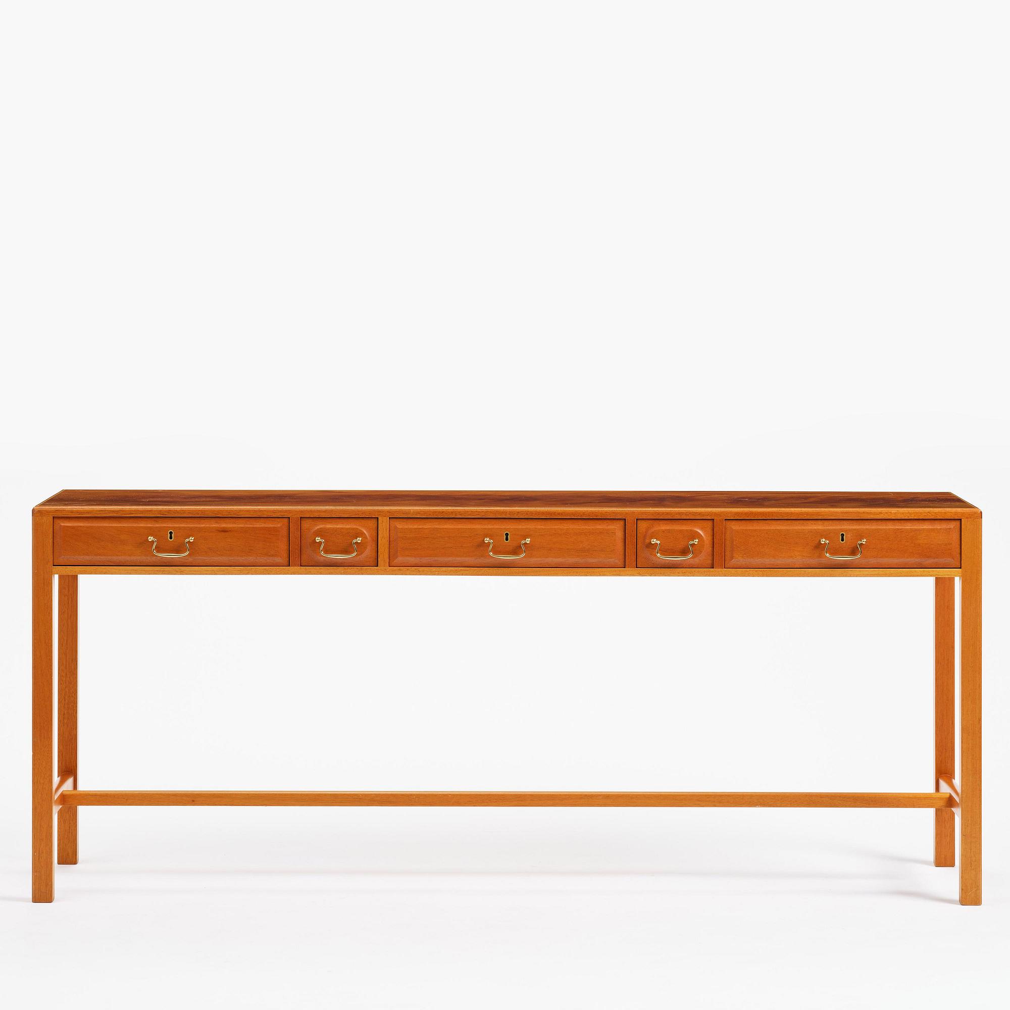 Josef Frank, sideboard, modell 821, Firma Svenskt Tenn, efter 1985.