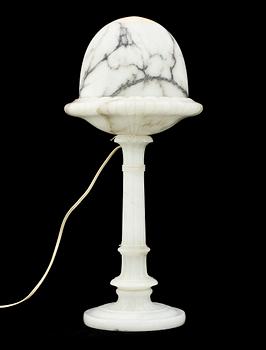 PIEDESTAL MED LAMPA, alabaster, 1900-tal.