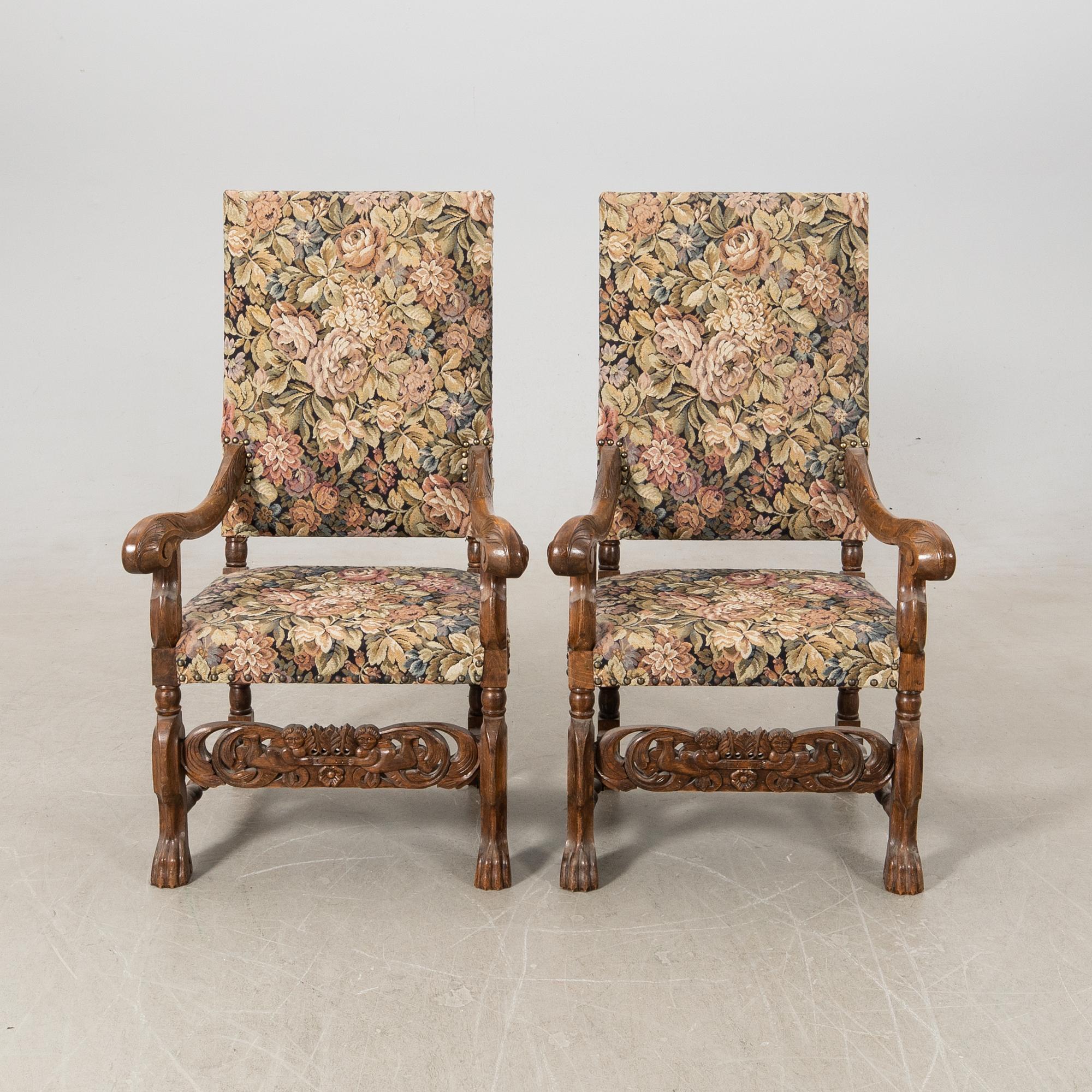 Karmstolar ett par Barock-stil 1900-talets första hälft.