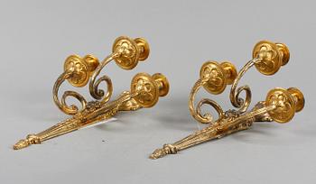 APPLIQUER, ett par. Louis XVI-stil, 1900-tal.