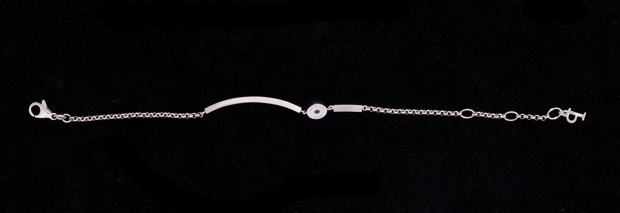 ARMBAND, 18K vitguld, diamanter. Piaget Possession, original etui. Vikt ca 6,1 g.