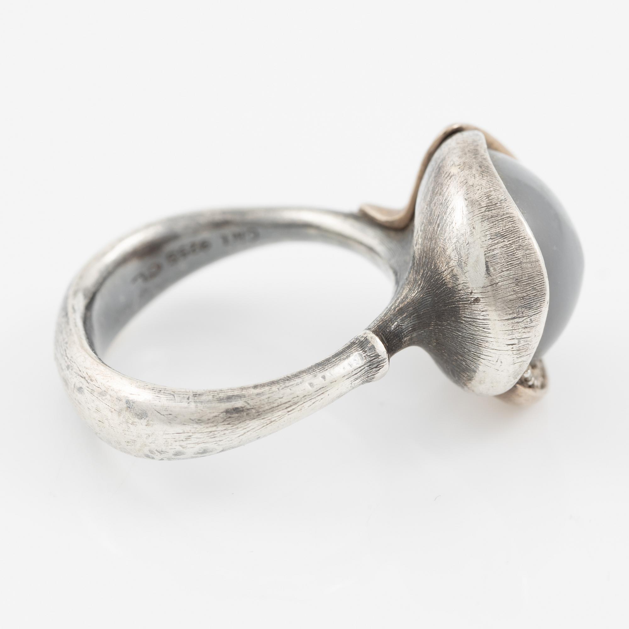 Charlotte Lynggaard, Ole Lynggaard, ring, silver, "Lotus" with cabochon-cut grey moonstone and brilliant-cut diamonds.