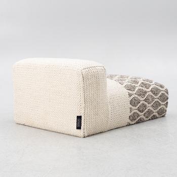 Patricia Urquiola, a 'Mangas' longe chair, GAN.