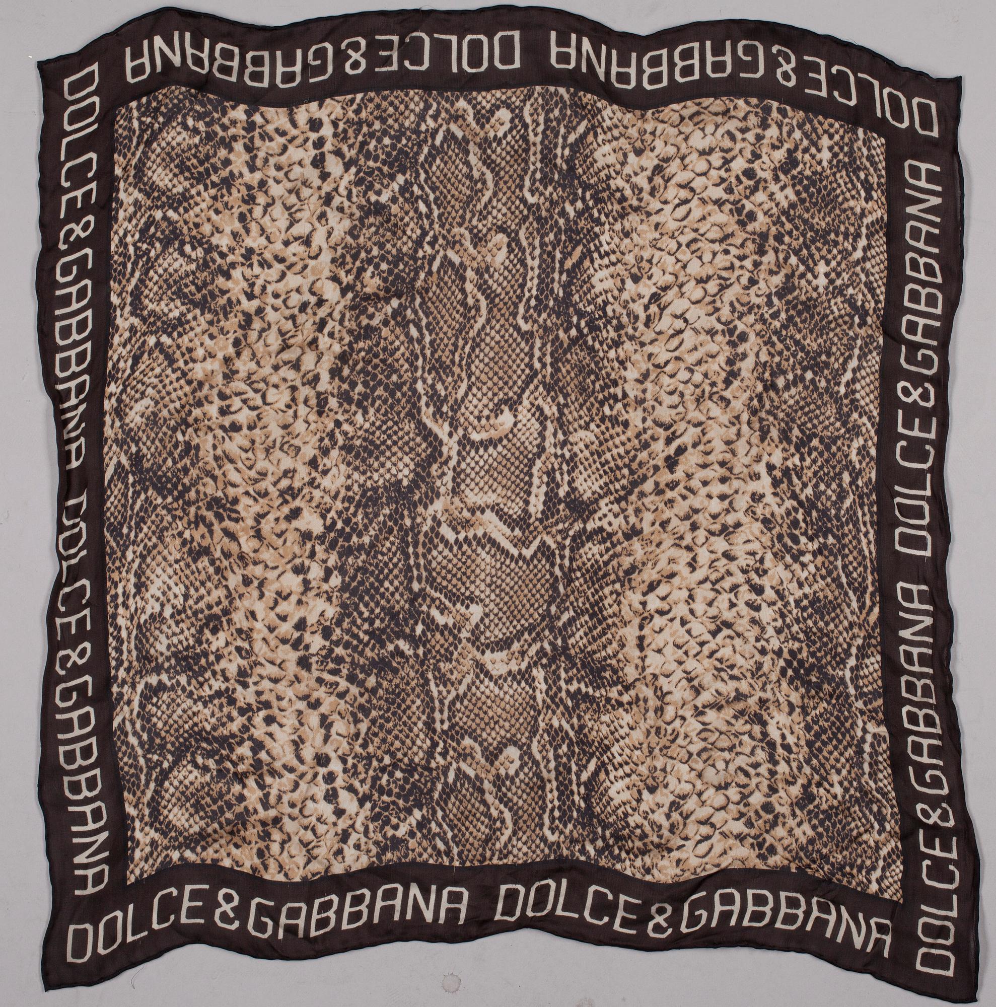 SCARF, Dolce & Gabbana.