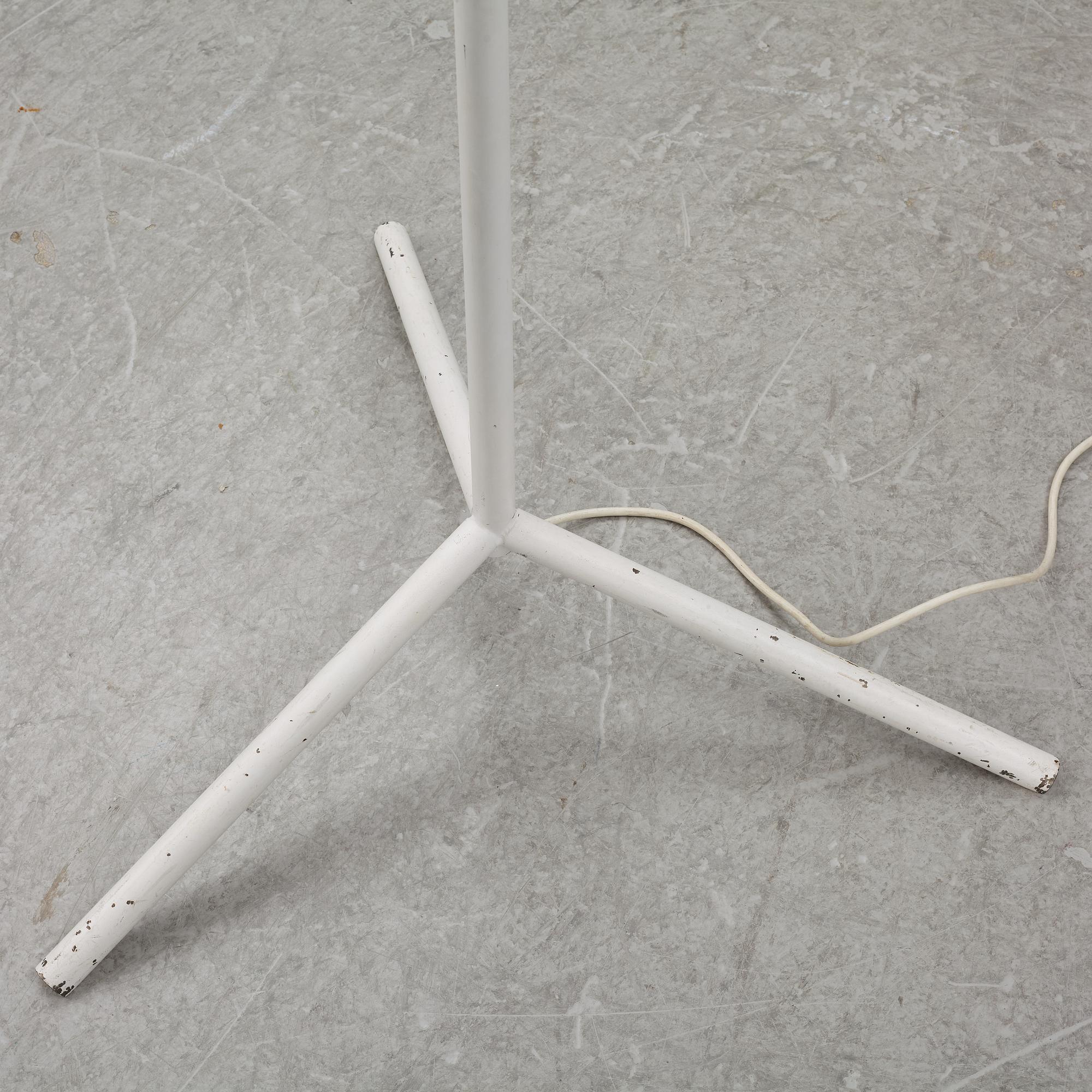 Thomas Bernstrand & Mattias Ståhlbom, golvlampa, "Foto". samtida.