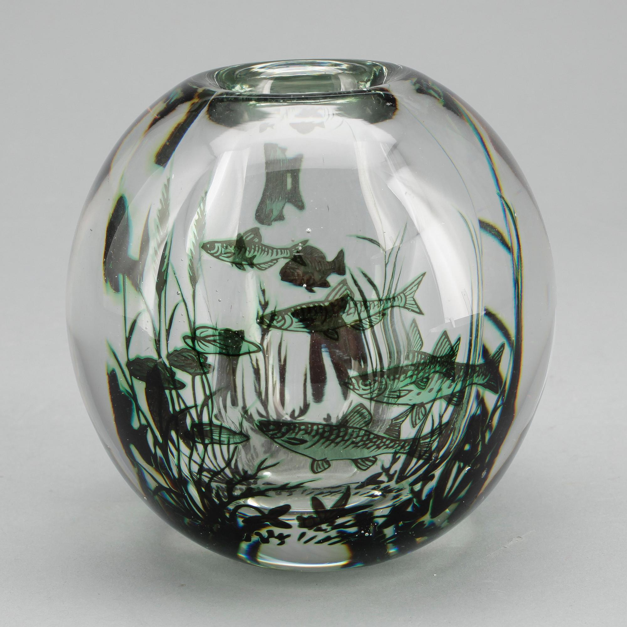 VAS, glas, "Fiskgraal", Edward Hald, Orrefors, 1944.