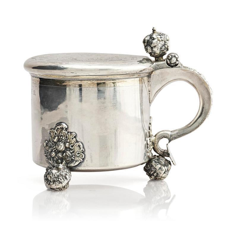 A Swedish 17th century parcel-gilt silver tankard, mark of Erik Månsson Schmidt, Stockholm (active 1675-1686).