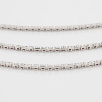 COLLIER med briljantslipade diamanter totalt ca 16.50 ct. Kvalitet ca G-H/VS-SI.