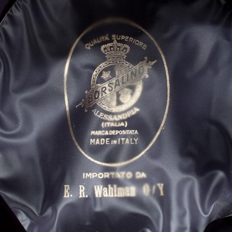 HATTAR, 3 st. BORSALINO och ASCOT.