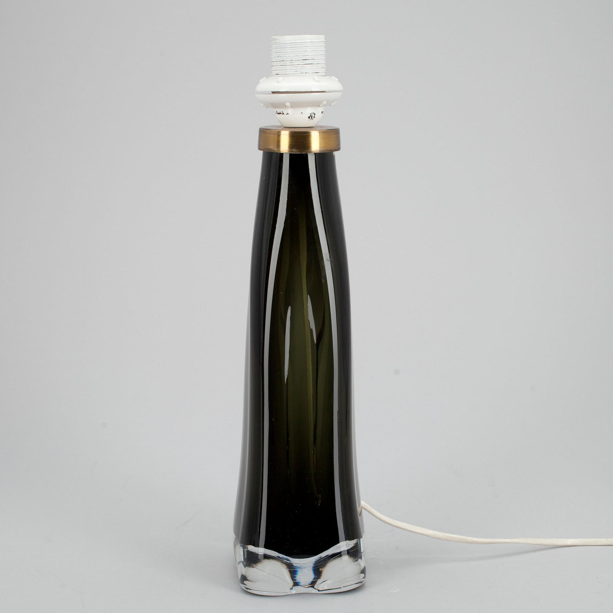 BORDSARMATUR, glas, Carl Fagerlund, Orrefors 1900-talets senare hälft.