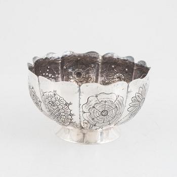 A sterling silver bowl, 20th Century.
