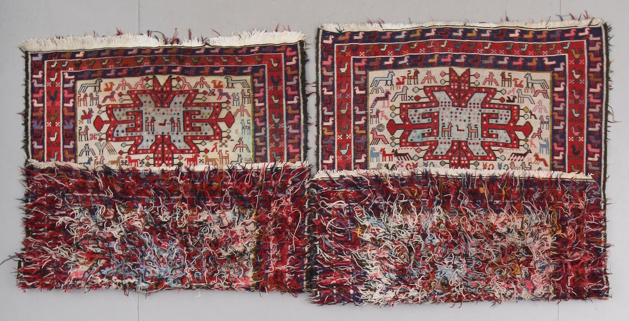 MATTOR, 2 st, Soumak. 153 x 110 och 143 x 108 cm.