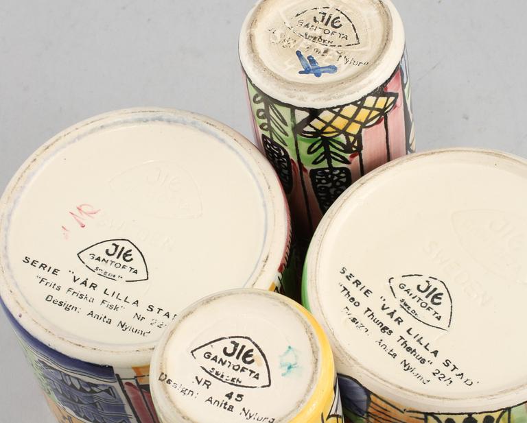 STRÖARE OCH BURKAR, 4 delar, flintgods och trä, Anita Nylund, Jie Gantofta.