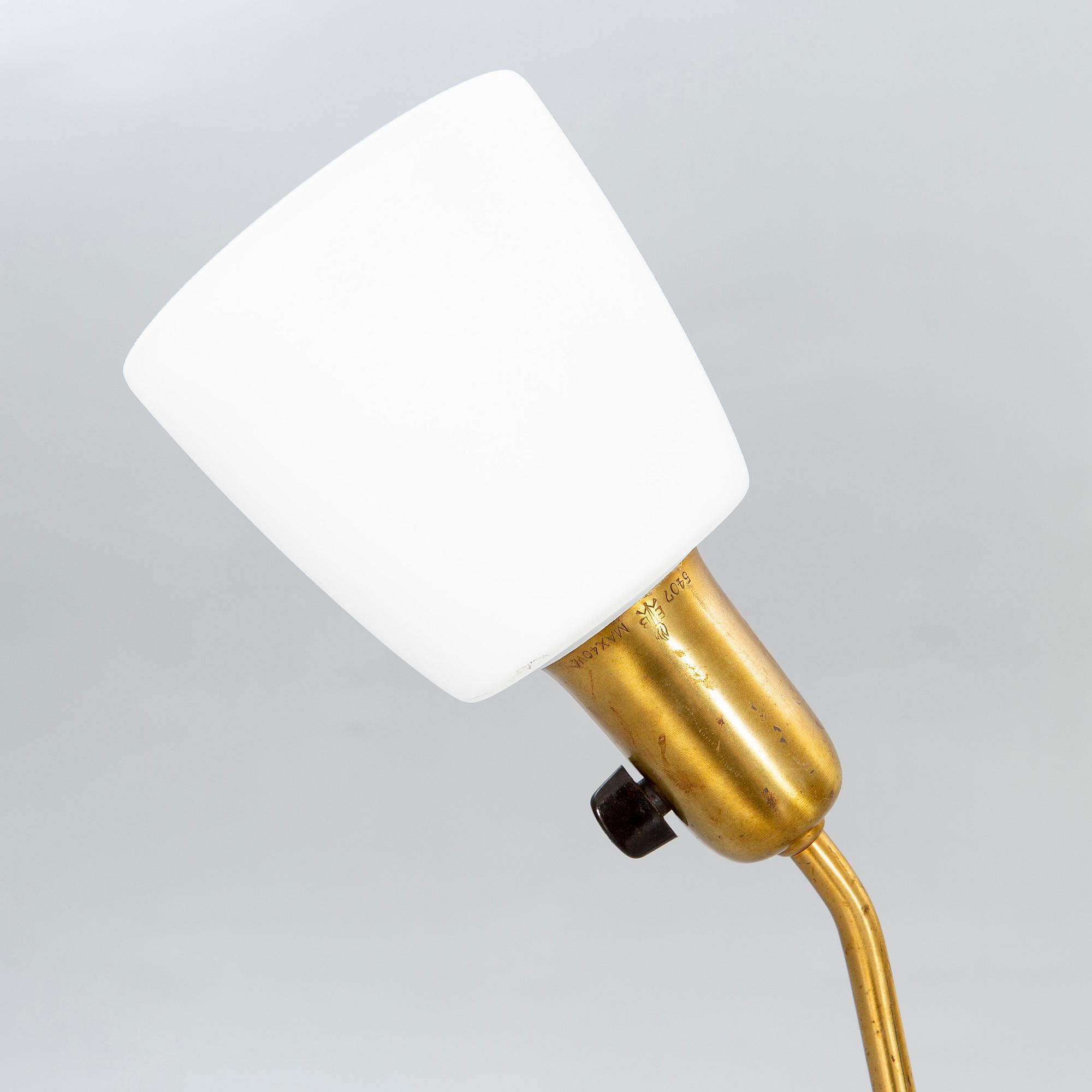 Einar Bäckström, floor lamp, EB 6407, mid-20th century.