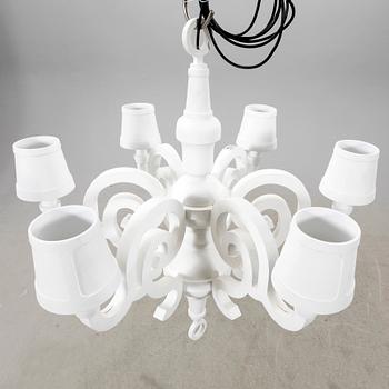 Studio Job, a pair ceiling chandelier, "Paper chandelier L" for Moooi 2000s.