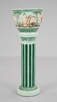 YTTERFODER MED PIEDESTAL, gjutmassa, 1920/30-tal.