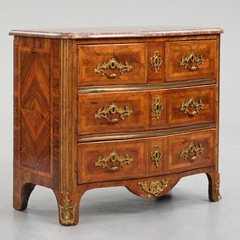Byrå, Parisarbete, 1700-talets mitt, Louis XV.