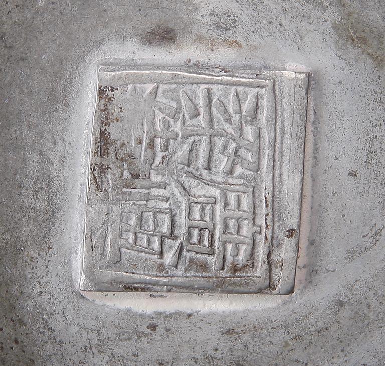 SKÅL MED LOCK, tenn, Kina. 1900-tal.