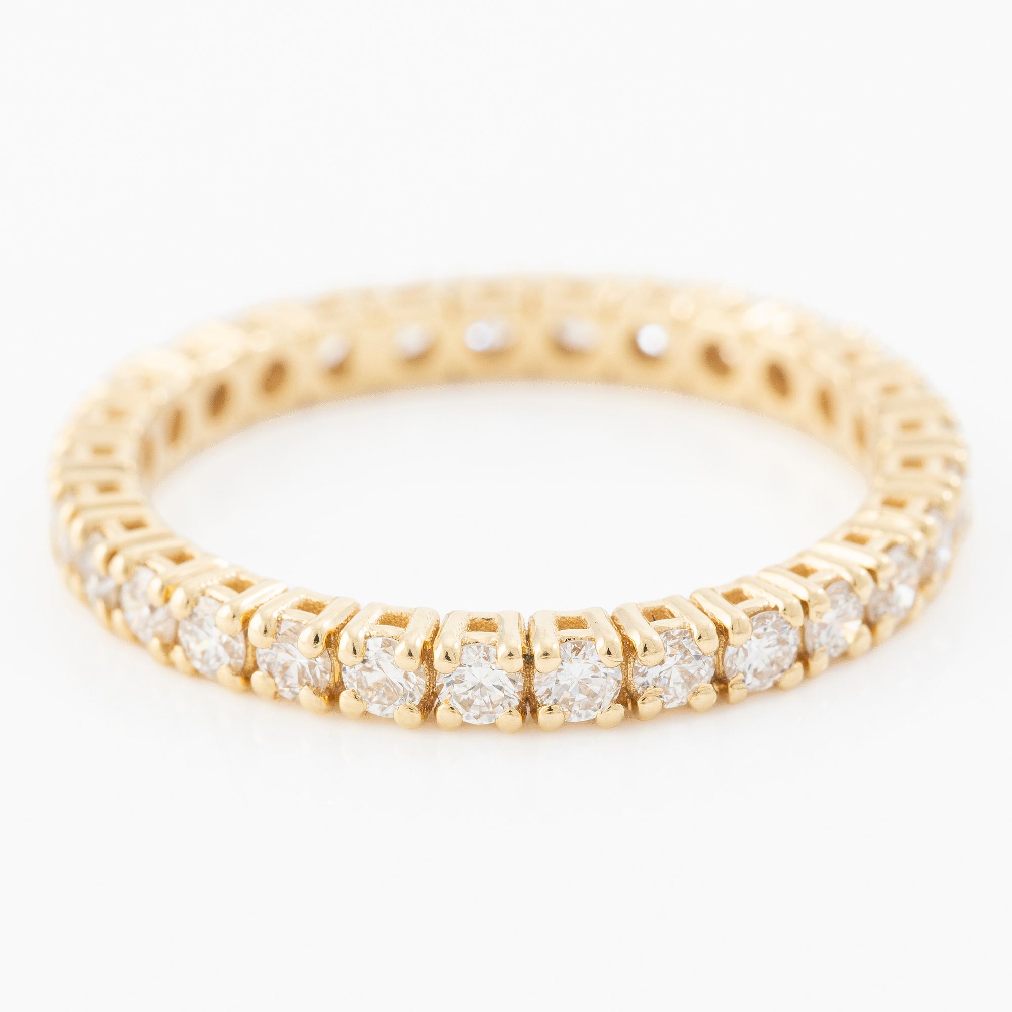 Ring, full eternity band, 18K gold set with brilliant-cut diamonds.