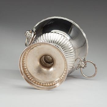 Erik Holmberg, terrin med lock, silver, Lund 1796. Gustaviansk.