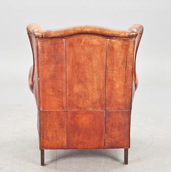 ÖRONLAPPSFÅTÖLJ, 1900-talets andra hälft.