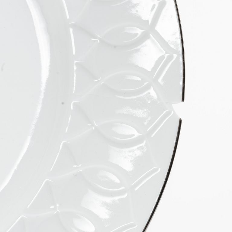 Björn Wiinblad, A 116 piece "Lotus" service, Studio Line, Rosenthal, Germany.