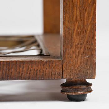 Niels Holger Rasmussen, an oak coffee table, Denmark, ca. 1924-27.
