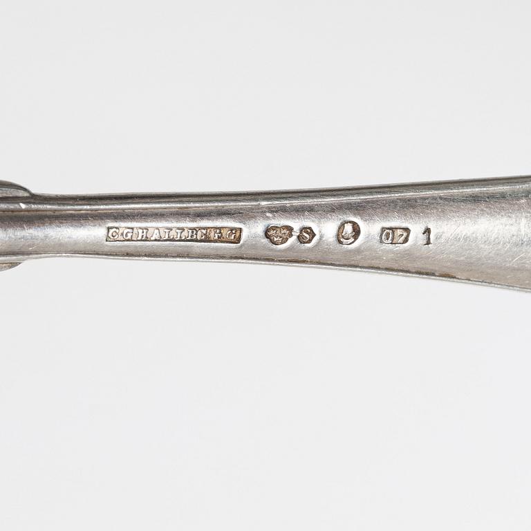 C.G. Hallberg, A 36 piece 'Svensk spets' cutlery service, Stockholm 1907.