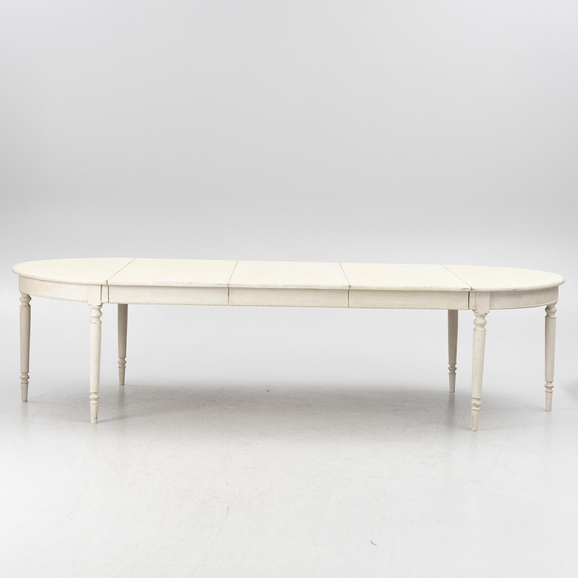 Dining table, late 19th century.