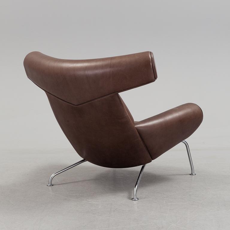 A Hans J Wegner "Ox"-Chair, Erik Jorgensen, Danmark, 21th century.