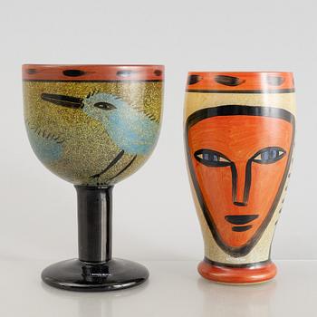 Ulrica Hydman-Vallien, skål, pokal och vas, glas, Kosta Boda.