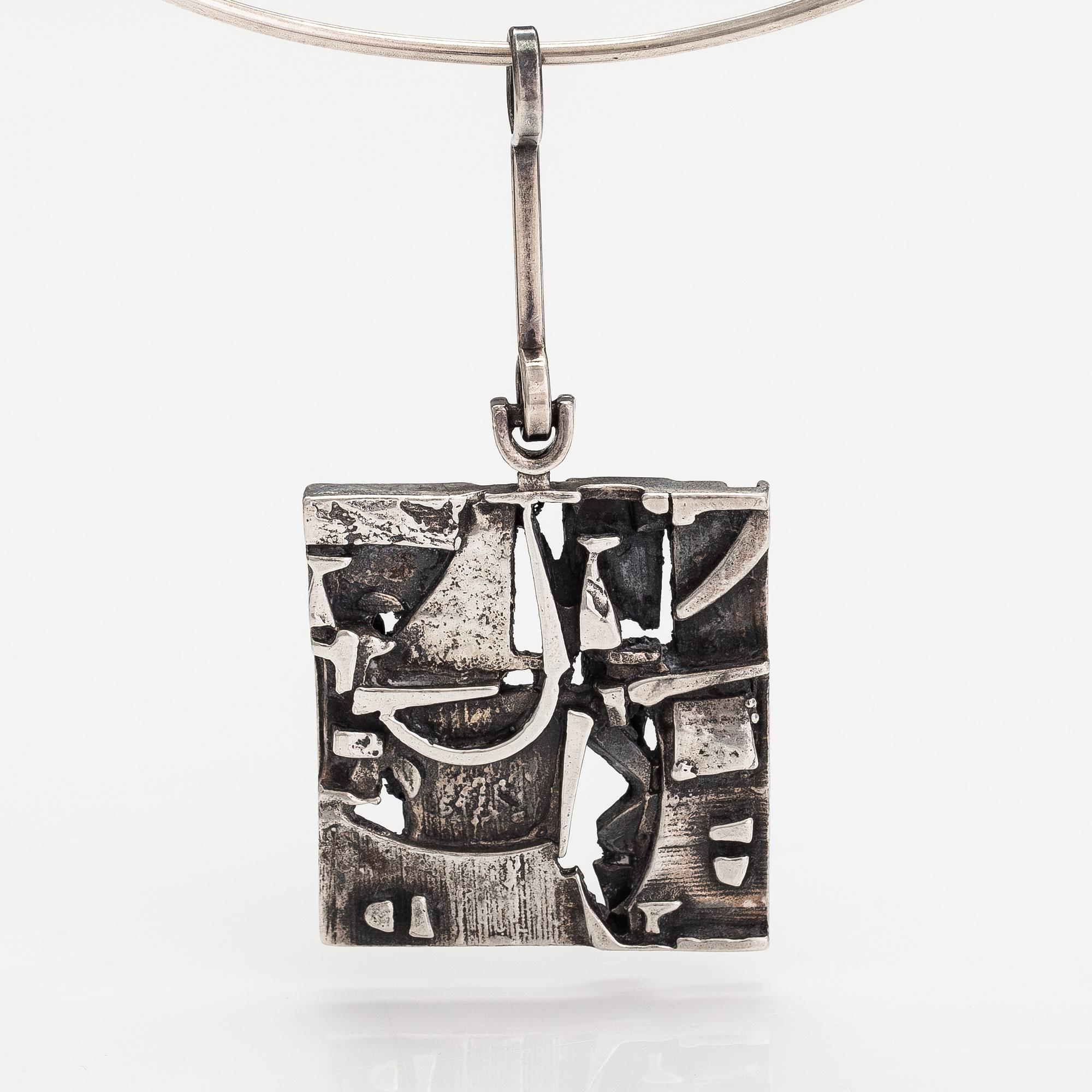 Jorma Laine, A silver necklace. Turun Hopea, Turku 1973. - Bukowskis