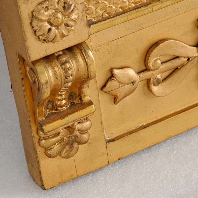 Spegel, empire, 1800-talets början.