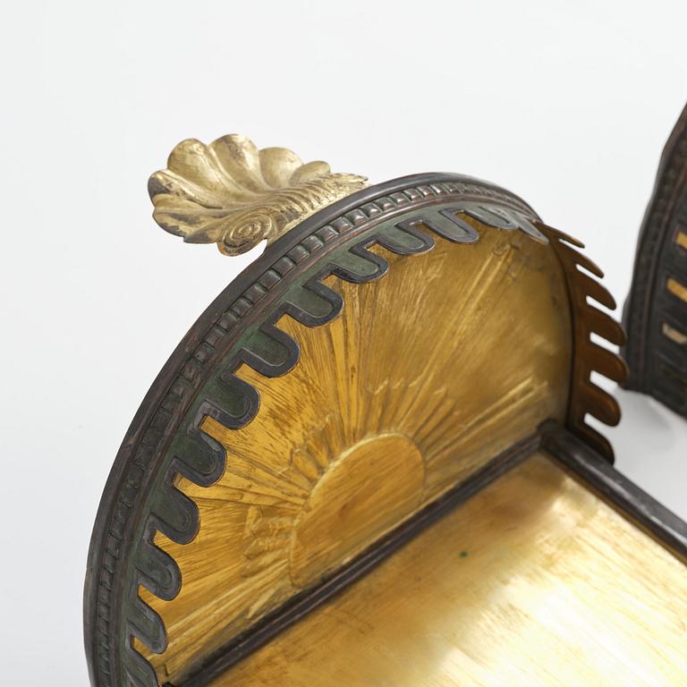 A pair of Swedish Grace wall lamps, 1920s-30s.