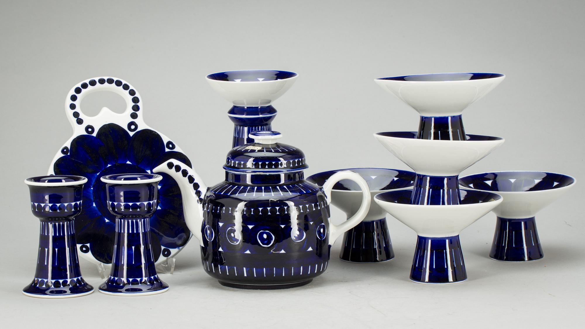 SERVISDELAR, 10 delar, porslin, "Valencia" Ulla Procopé, Arabia, Finland.
