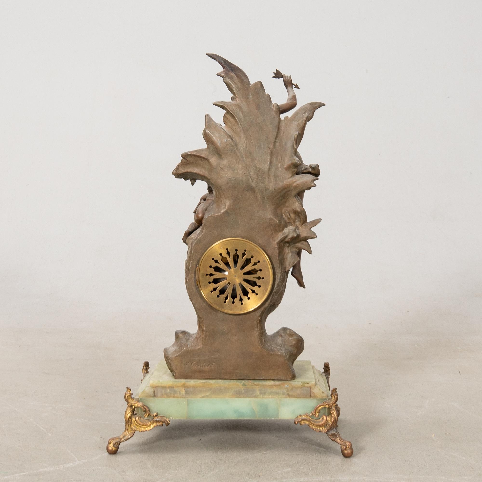 Table pendulum Louis XV style, early 20th century.