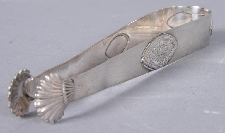 TÅNG, silver. 42 g.