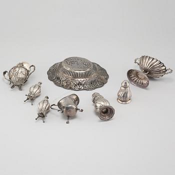 Eight pcs of silver, 19th and 20th century.