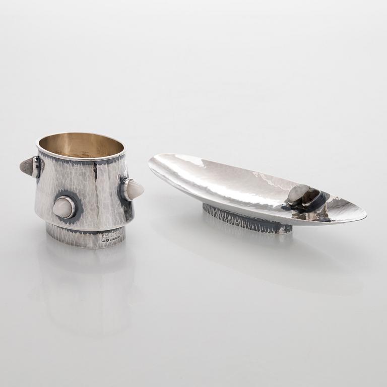 Malja ja vati, hopeaa ja pyöröhiottuja kvartseja, Pirkan-Kulta Tampere 1961.