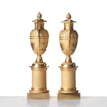 CASOLETTER, för ett ljus, ett par, Frankrike, 1800-talets början, empire.