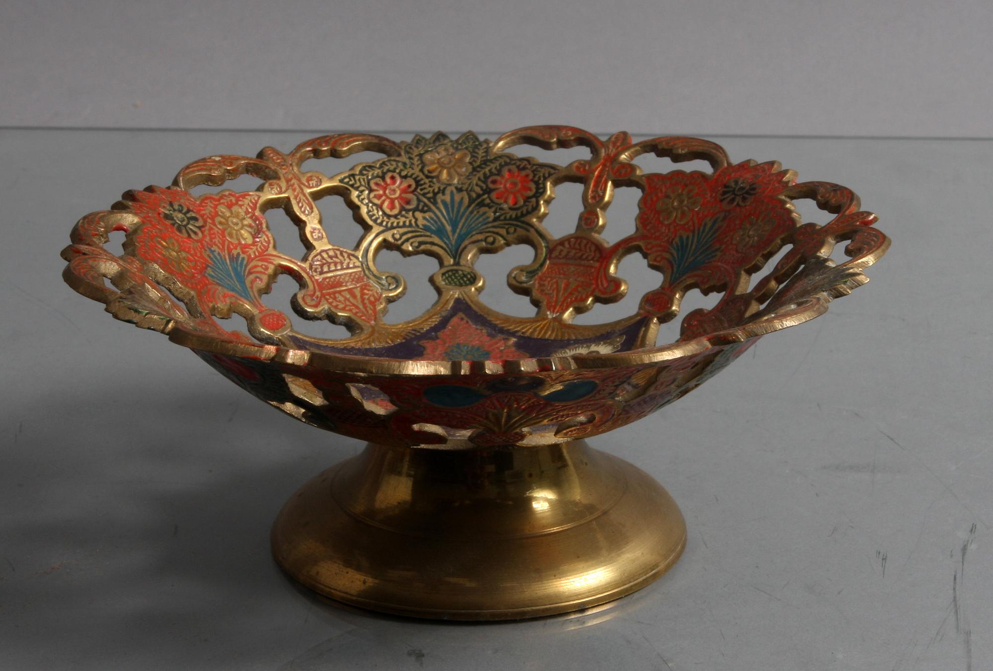 PARTI SKÅLAR, 3 delar, mässing.